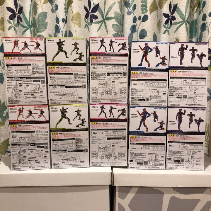 一番くじ　仮面ライダー　フィギュアーツ　滅　ゼロワン　ビルド　コンプリート