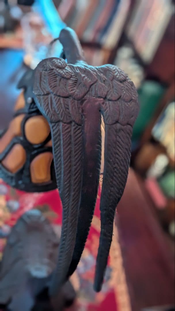 アンティーク 鳥がくわえる卓上ライト メタル製スタンド オレンジカラー