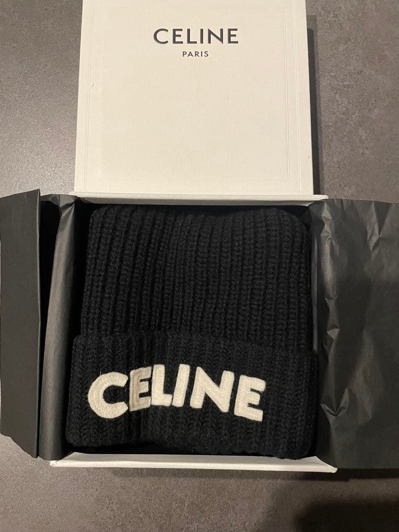 あ　CELINE 黒 ニット帽 TU
