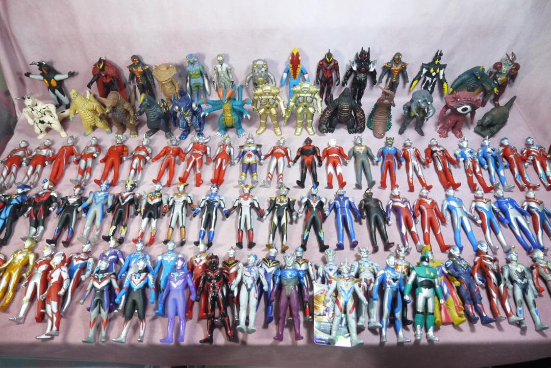 ウルトラヒーローシリーズ500　ウルトラ怪獣シリーズ500　ソフビ　101体