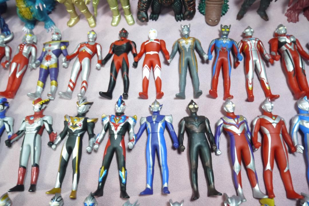 ウルトラヒーローシリーズ500　ウルトラ怪獣シリーズ500　ソフビ　101体