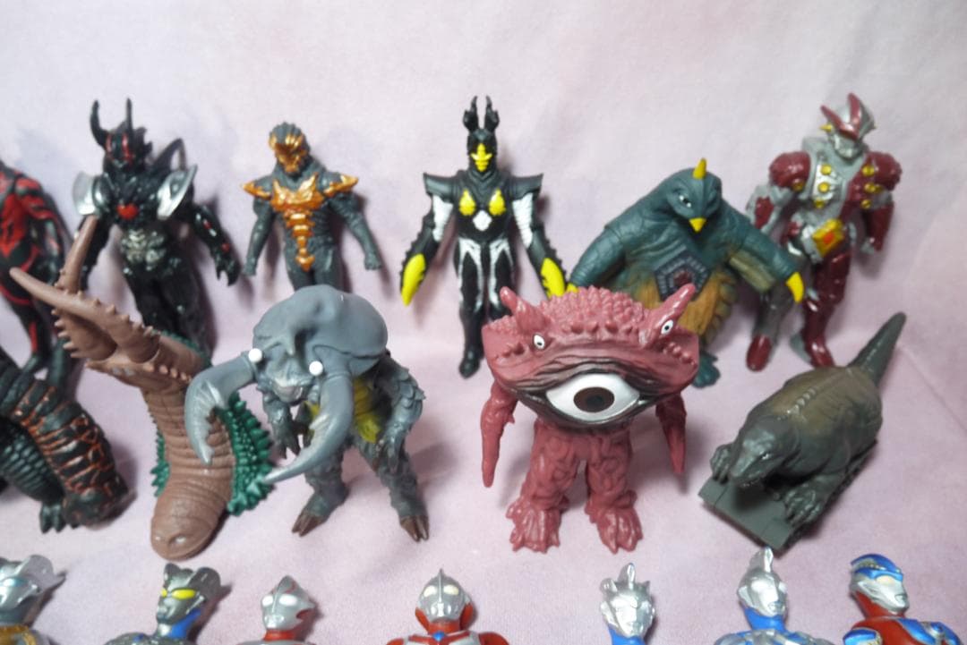 ウルトラヒーローシリーズ500　ウルトラ怪獣シリーズ500　ソフビ　101体