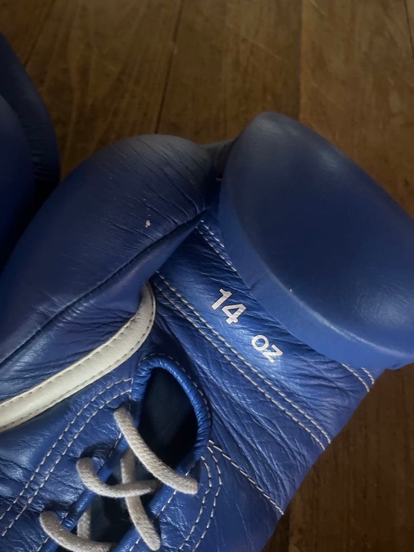 Winning ボクシンググローブ 14oz 青