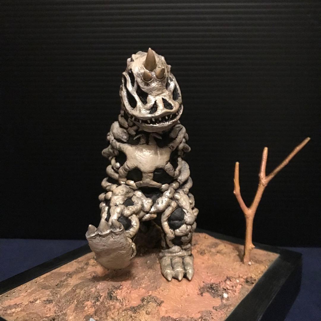 レア！亡霊怪獣シーボーズ　フィギュア　ジオラマ完成品