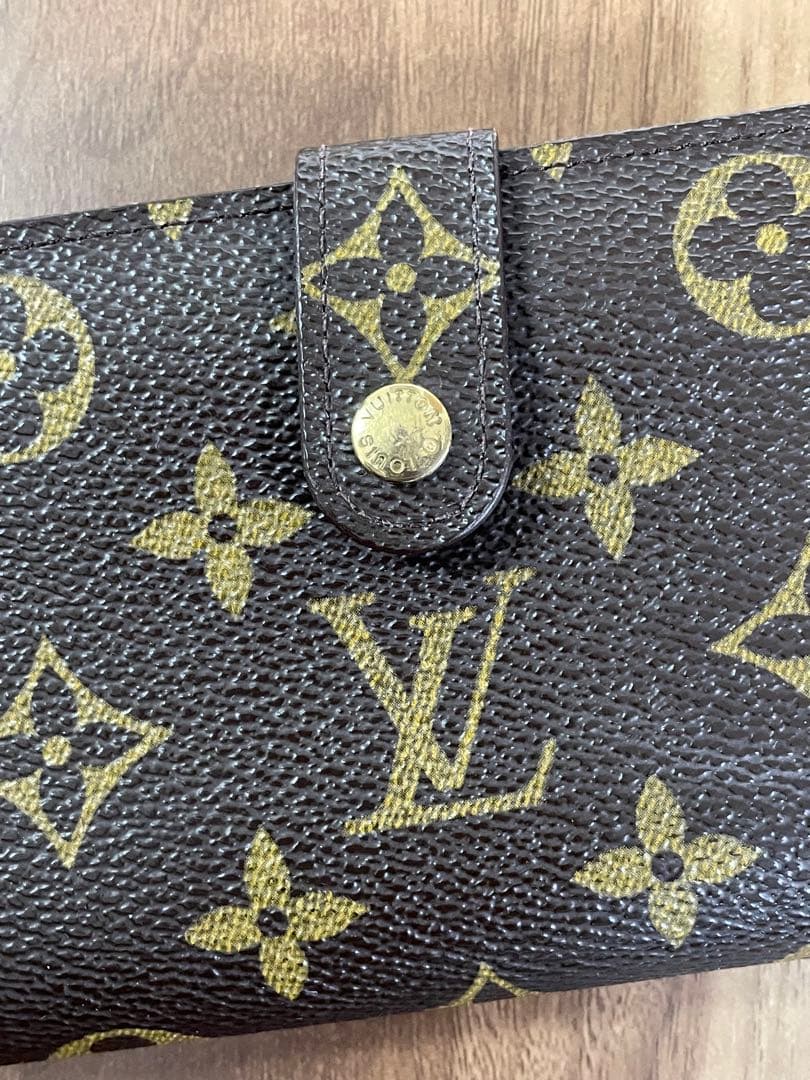 LOUIS VUITTONモノグラム ポルトフォイユ ヴィエノワ ゴールド