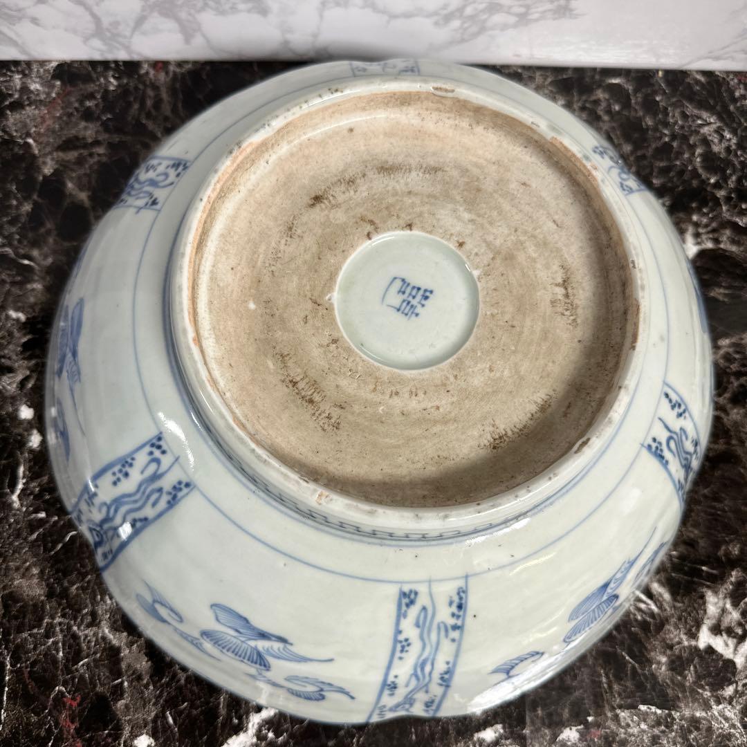 藍柿右衛門、染め付け麒麟図、大輪花深鉢。