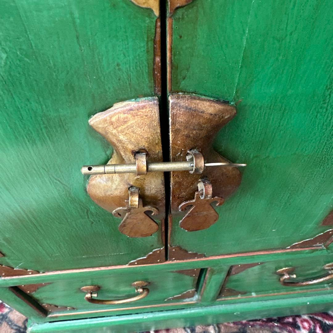 階段型木製タンス グリーン