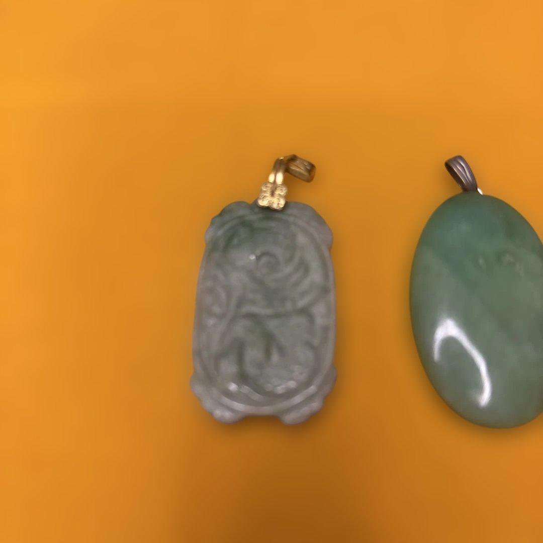 翡翠　緑玉　蝶