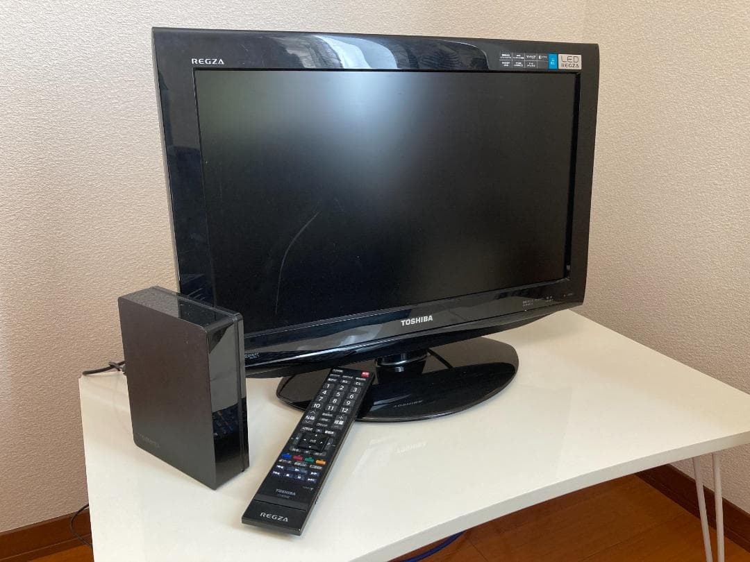 【ケーブル付き】東芝22インチテレビ&外付けハードディスクセット