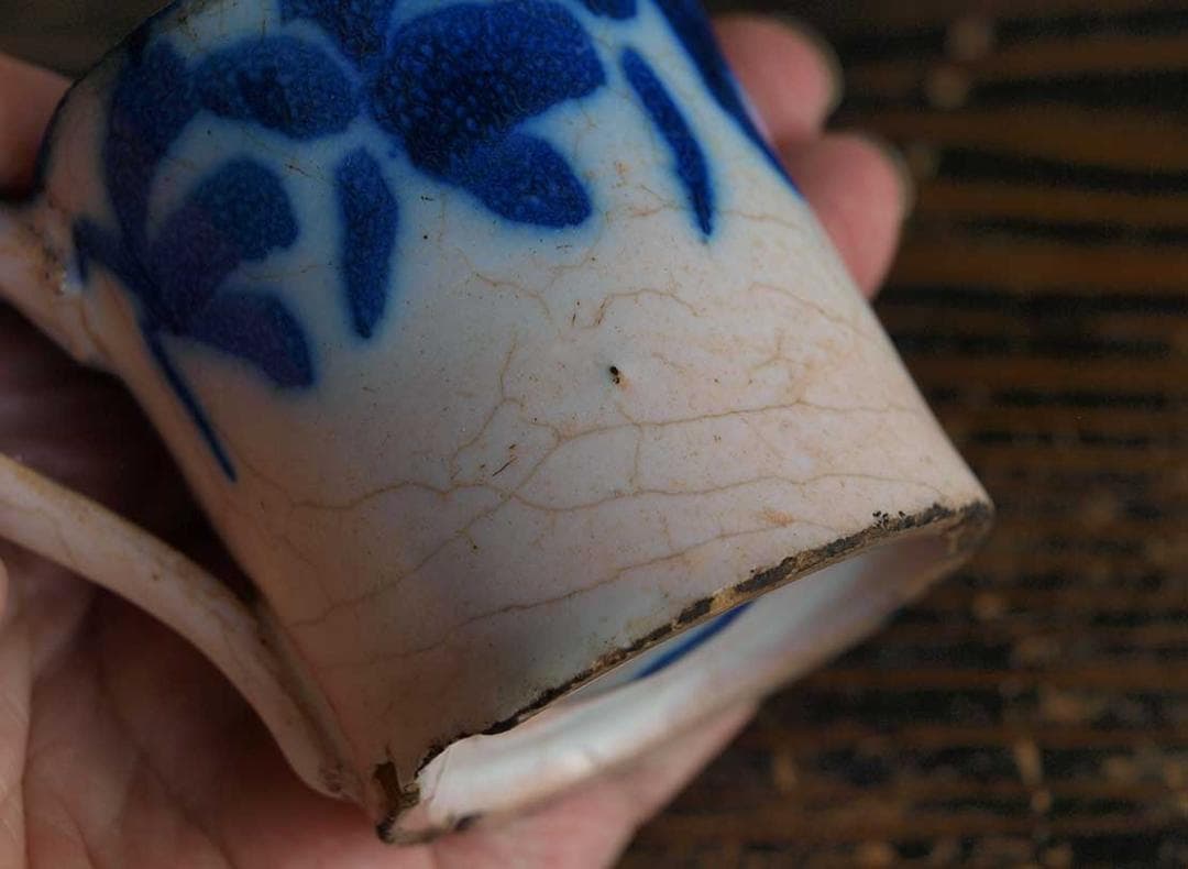 青い模様の小さなカップ マニセス ムエル ブリュロカップ スペイン古陶/J981