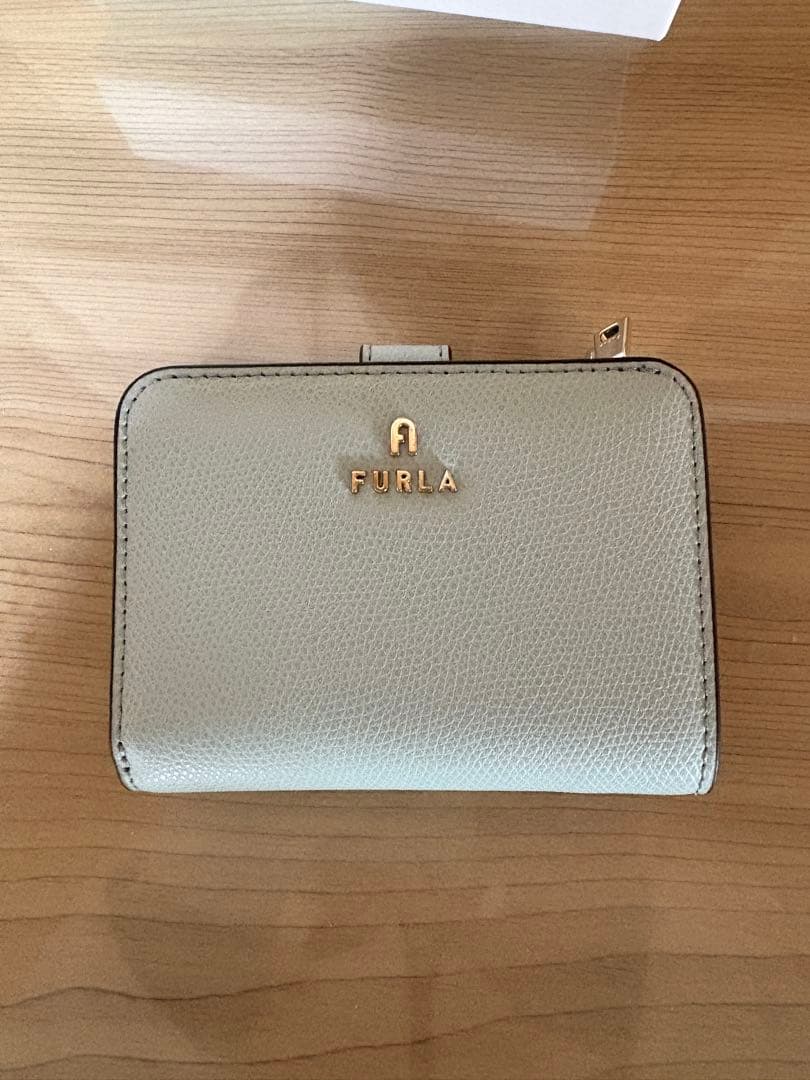 FURLA 二つ折り財布 ライトブルー