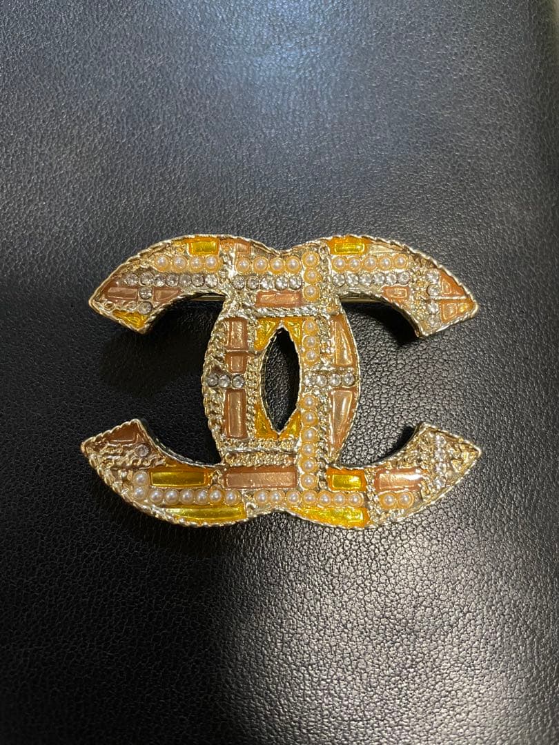 ［Chuchu_ ］CHANEL CCロゴ ブローゴールド系