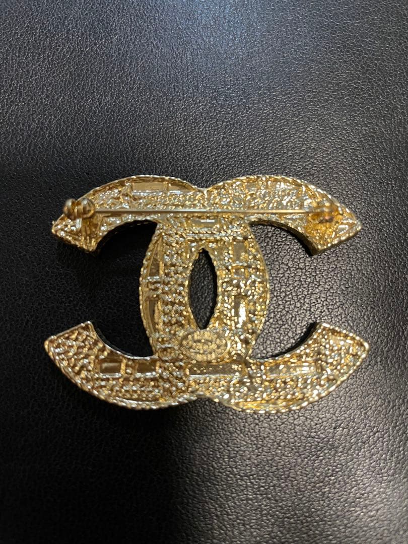 ［Chuchu_ ］CHANEL CCロゴ ブローゴールド系