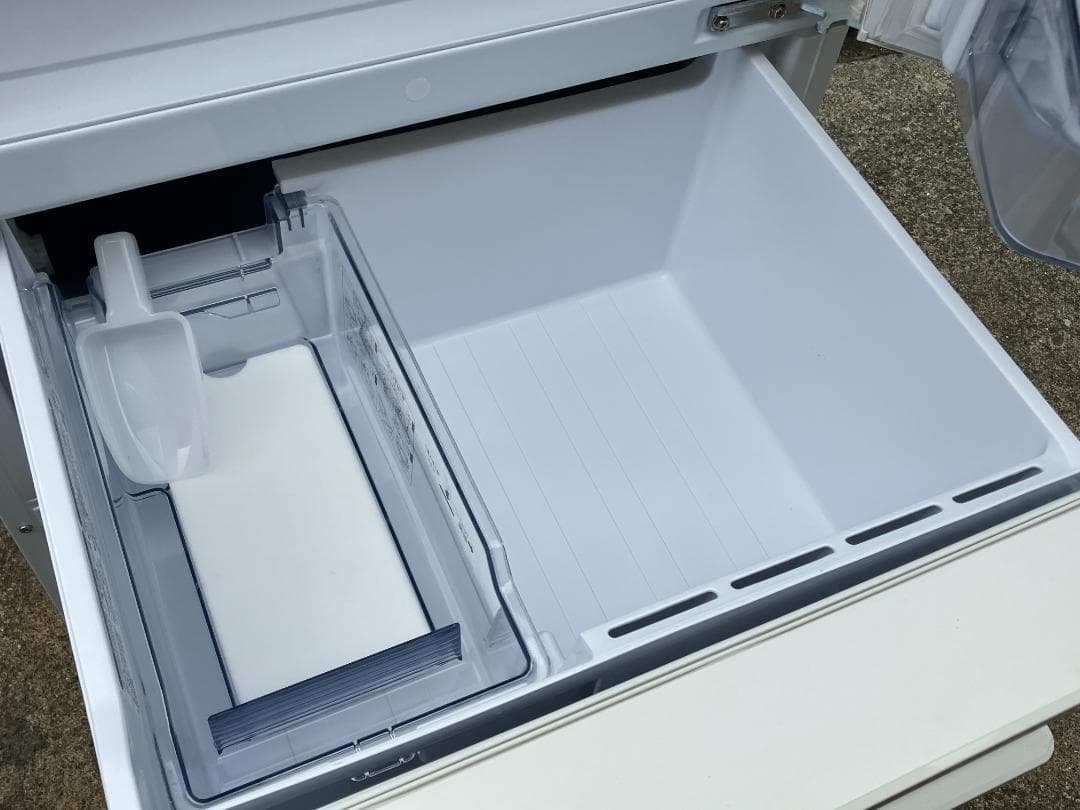 愛知岐阜/送料無料★アクア　238L冷蔵庫 AQR-SV24H　2018年製