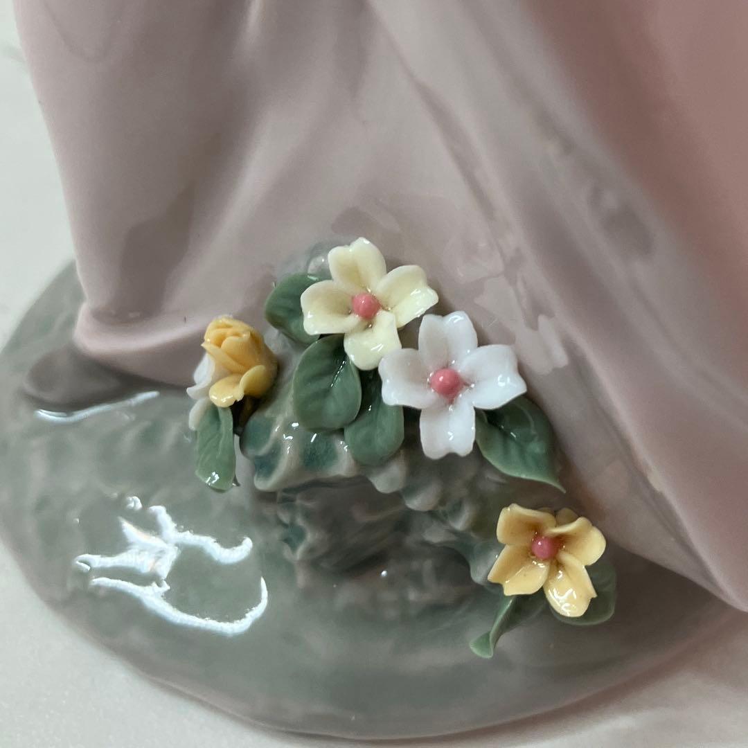 【1/10限定】LLADRO リヤドロ 07676 花籠を持つ少女 箱付