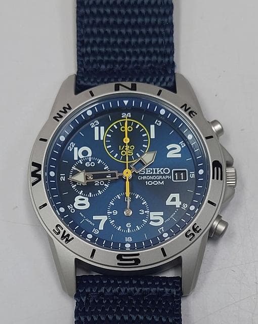 セイコー海外モデル クォーツ クロノグラフ 新品　SND379R