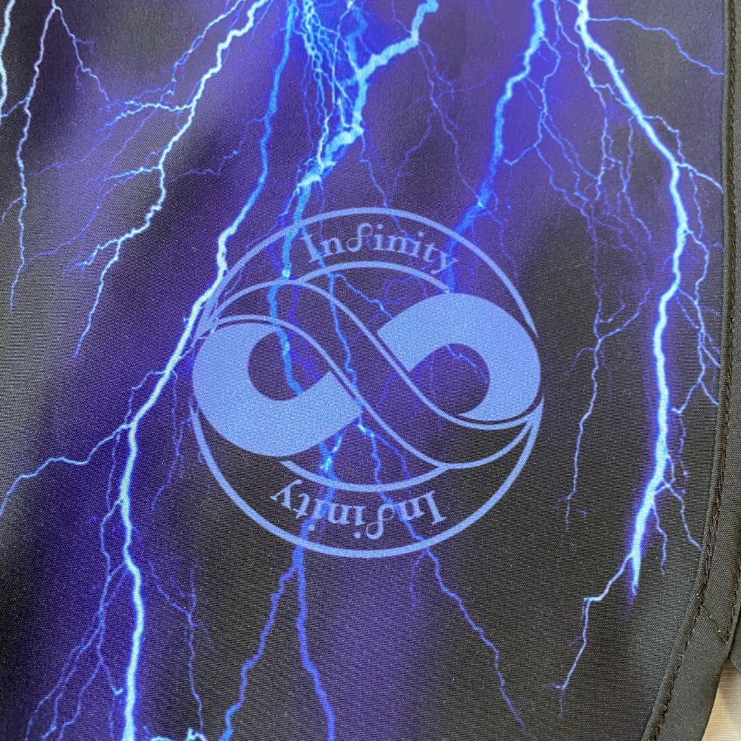 値下げ中【美品】インフィニティ ステージショーツ サーフパンツ 30サイズ