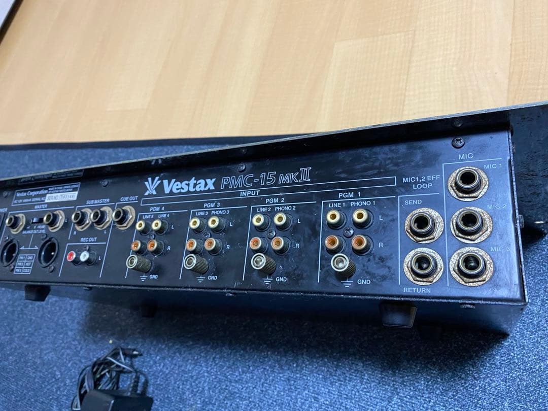 Vestax PMC-15 MKII DJミキサー 本体