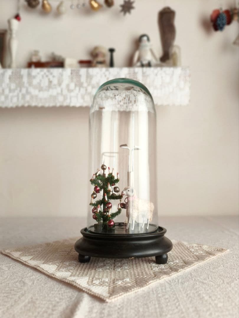 * vintage ✵ ガラスドーム オールドツリーと羊さん