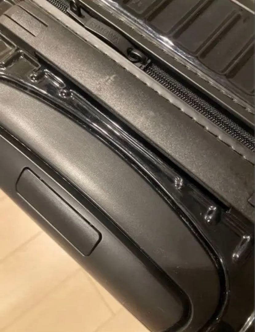 RIMOWA リモワ スーツケース 63L エッセンシャル　チェックインM