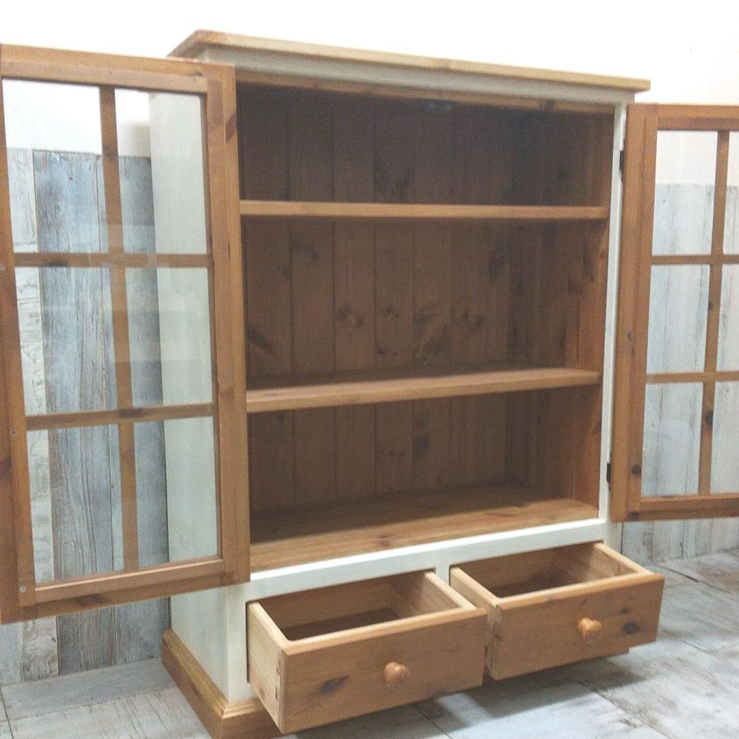 カントリーキャビネットB