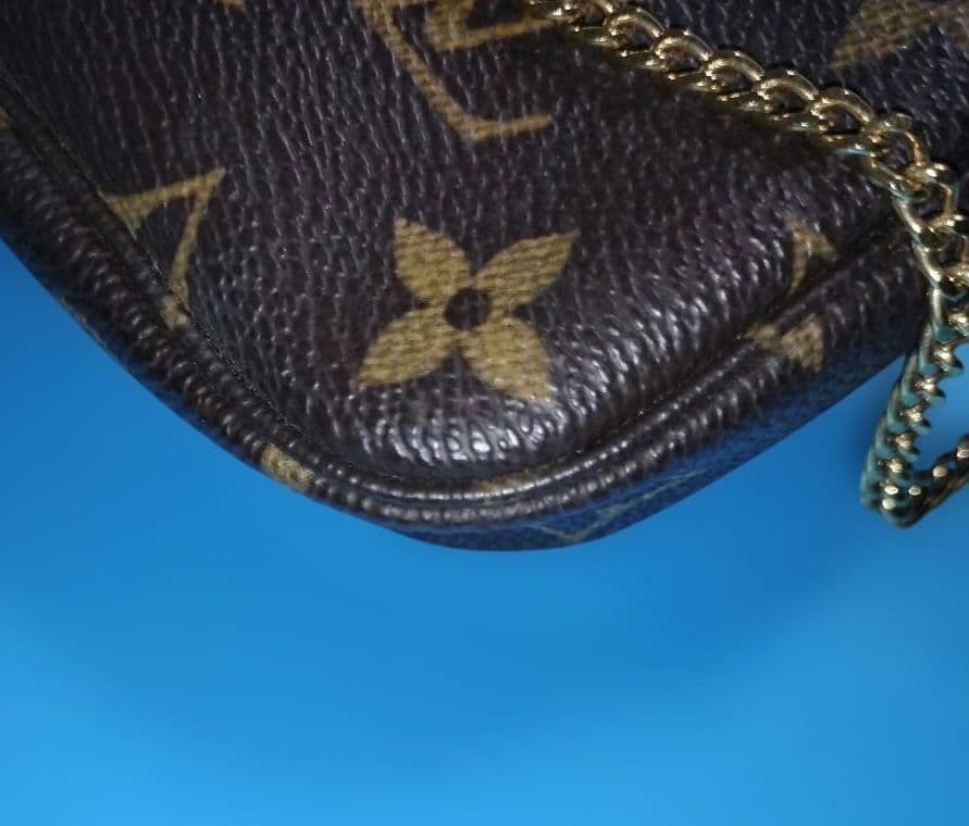 ルイヴィトン モノグラム ミニ ポシェット アクセサリーポーチ