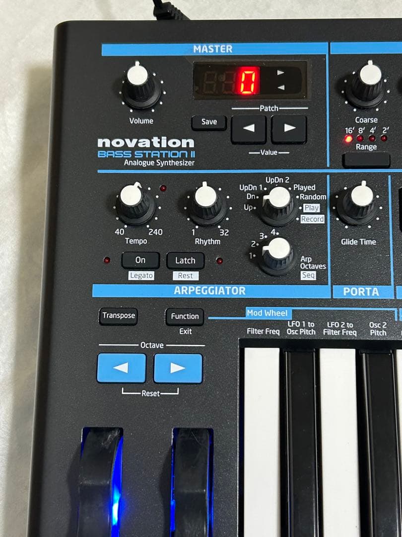 Novation BassStation Ⅱ ベースステーション2シンセサイザー