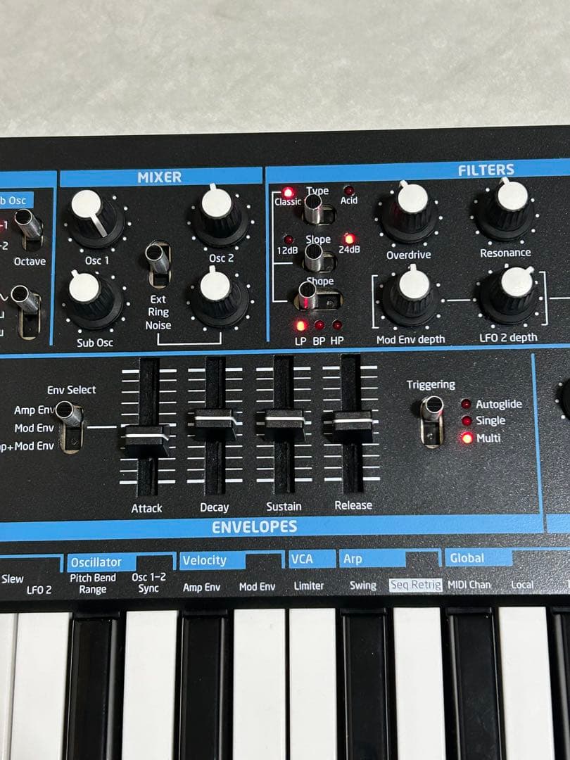 Novation BassStation Ⅱ ベースステーション2シンセサイザー