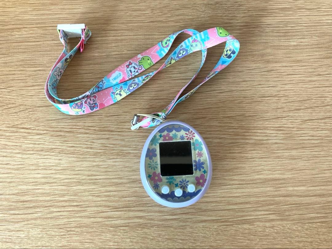 林*）様 美品　バンダイ　BANDAI たまごっちみーつ　パステルみーつ　ストラ