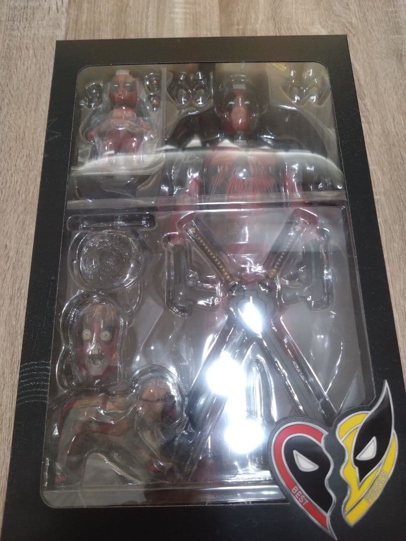 ホットトイズ　ムービー・マスターピース　1/6スケールフィギュア　デッドプール