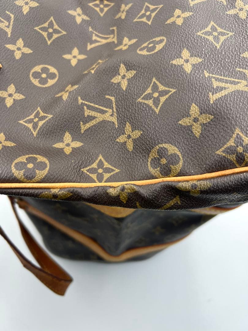 LOUIS VUITTON ルイヴィトン モノグラム サックスプール35 ハンド