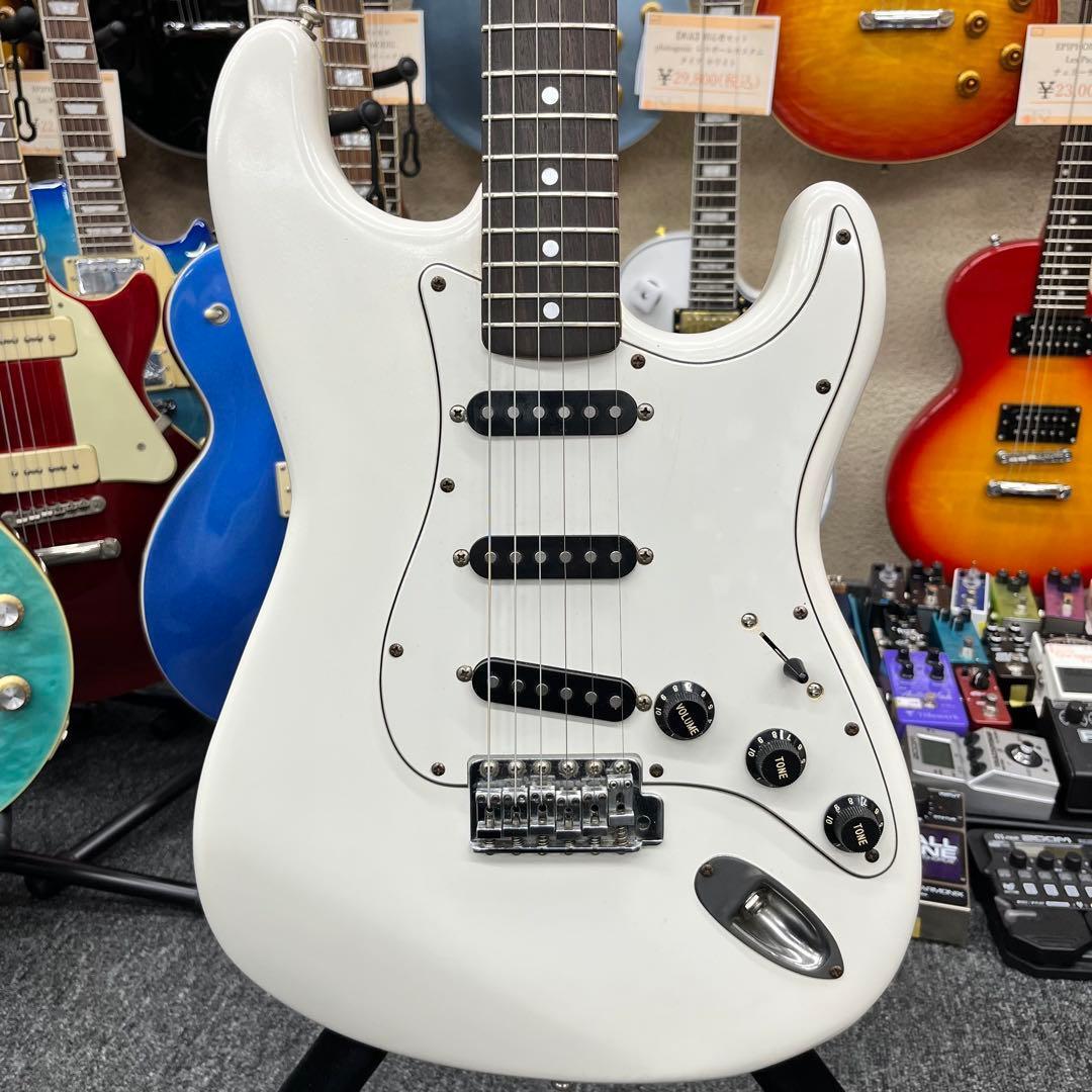 【10261】Fender Japan Stratocaster ST72?