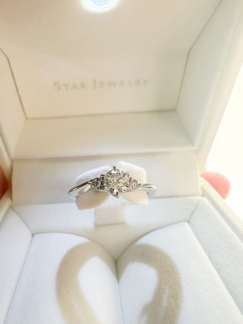 STAR JEWELRY Dカラー PT950 ダイヤモンドリング 7号