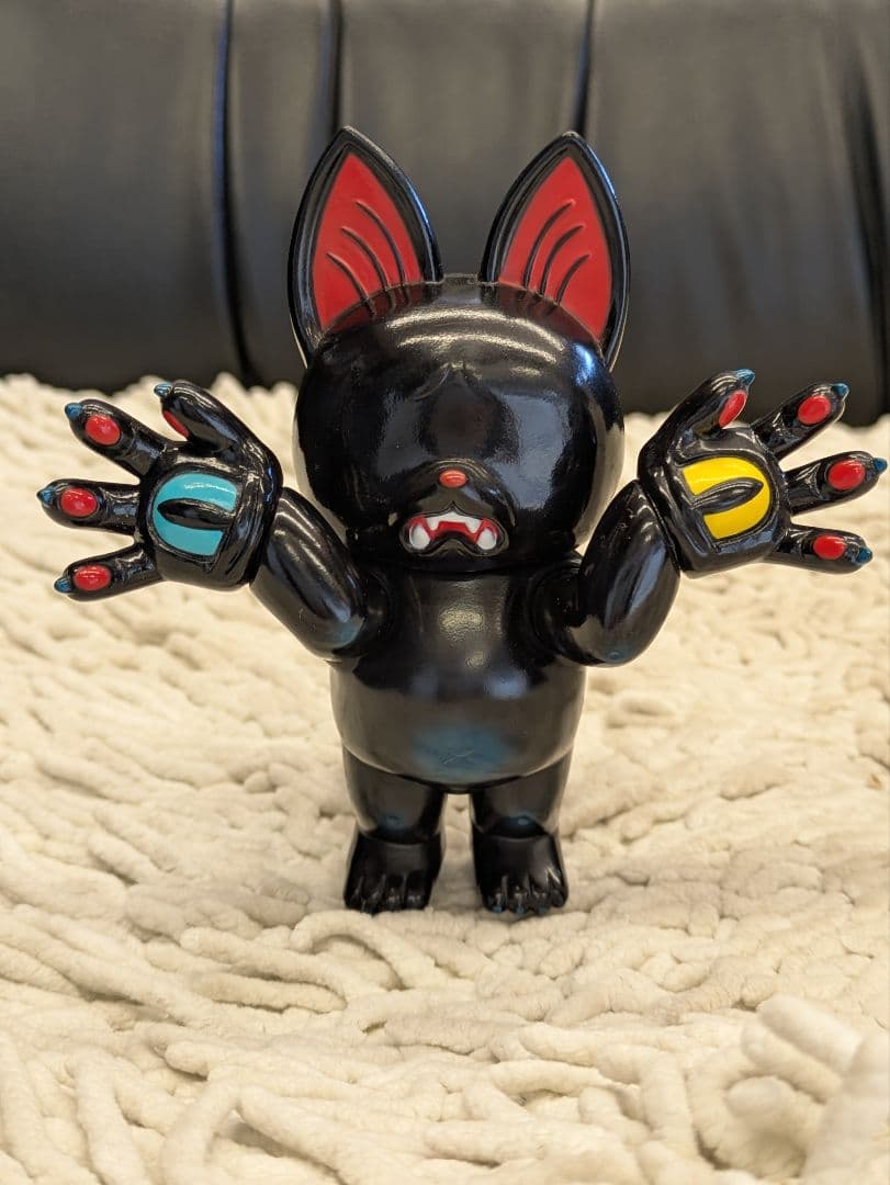 インディーズ　ソフビ　ジゴクネコ　おにぎり　白　黒　2体セット