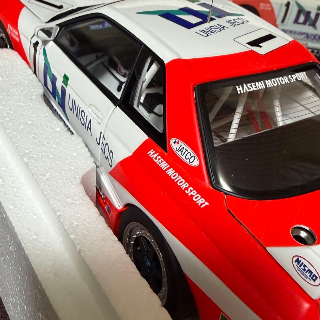 AUTOART SKYLINE GT-R (R32) ミニカー1:18