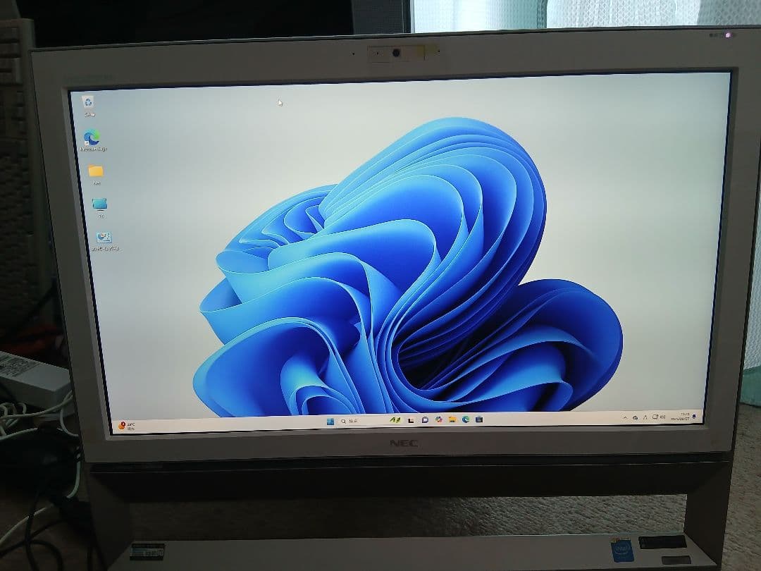 NEC VALUESTAR VS350TSW 一体型 Windows 11