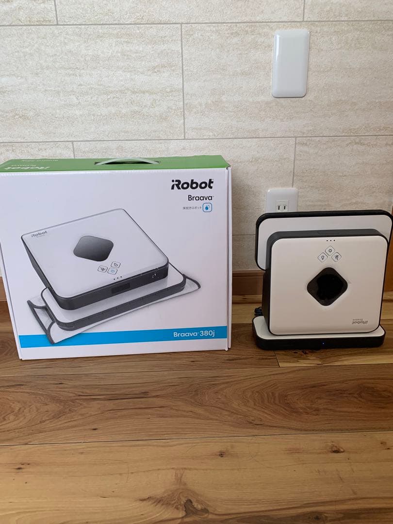 iRobot Braava 380j 本体と付属品　ほぼ未使用