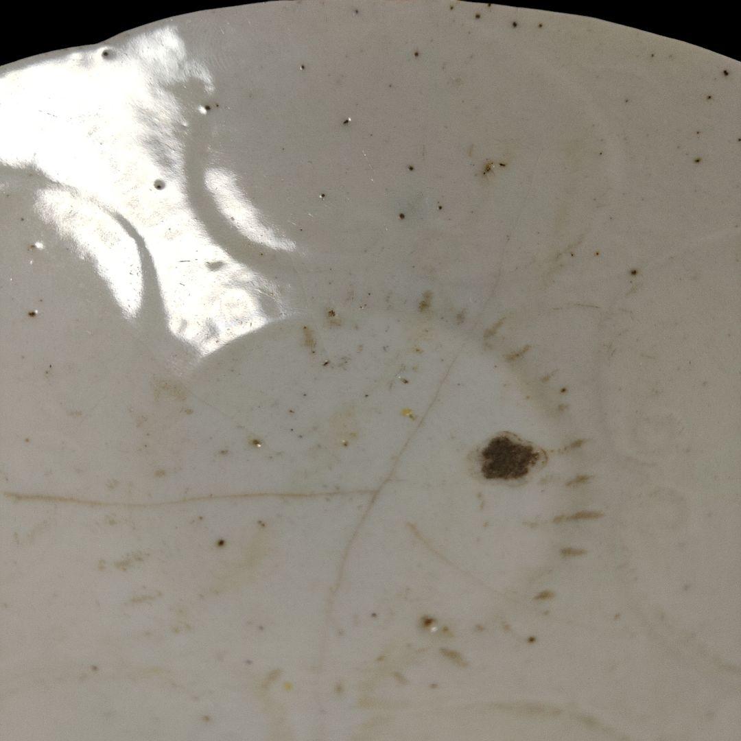 李朝　白磁地文入小皿　朝鮮美術　時代物