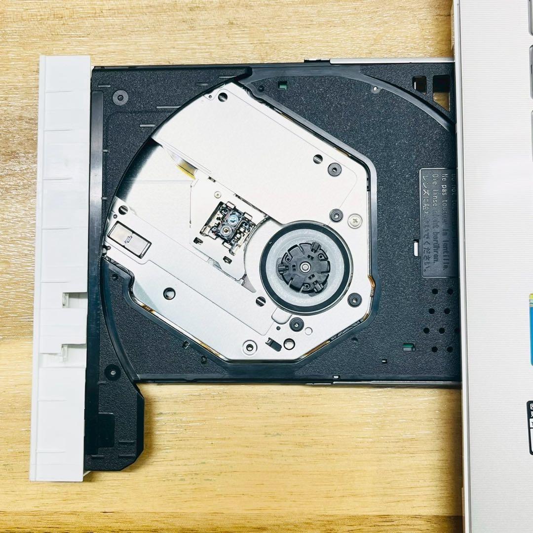 フルHD搭載✨ブルーレイ Win11 ノートパソコン SSD カメラ 8GB