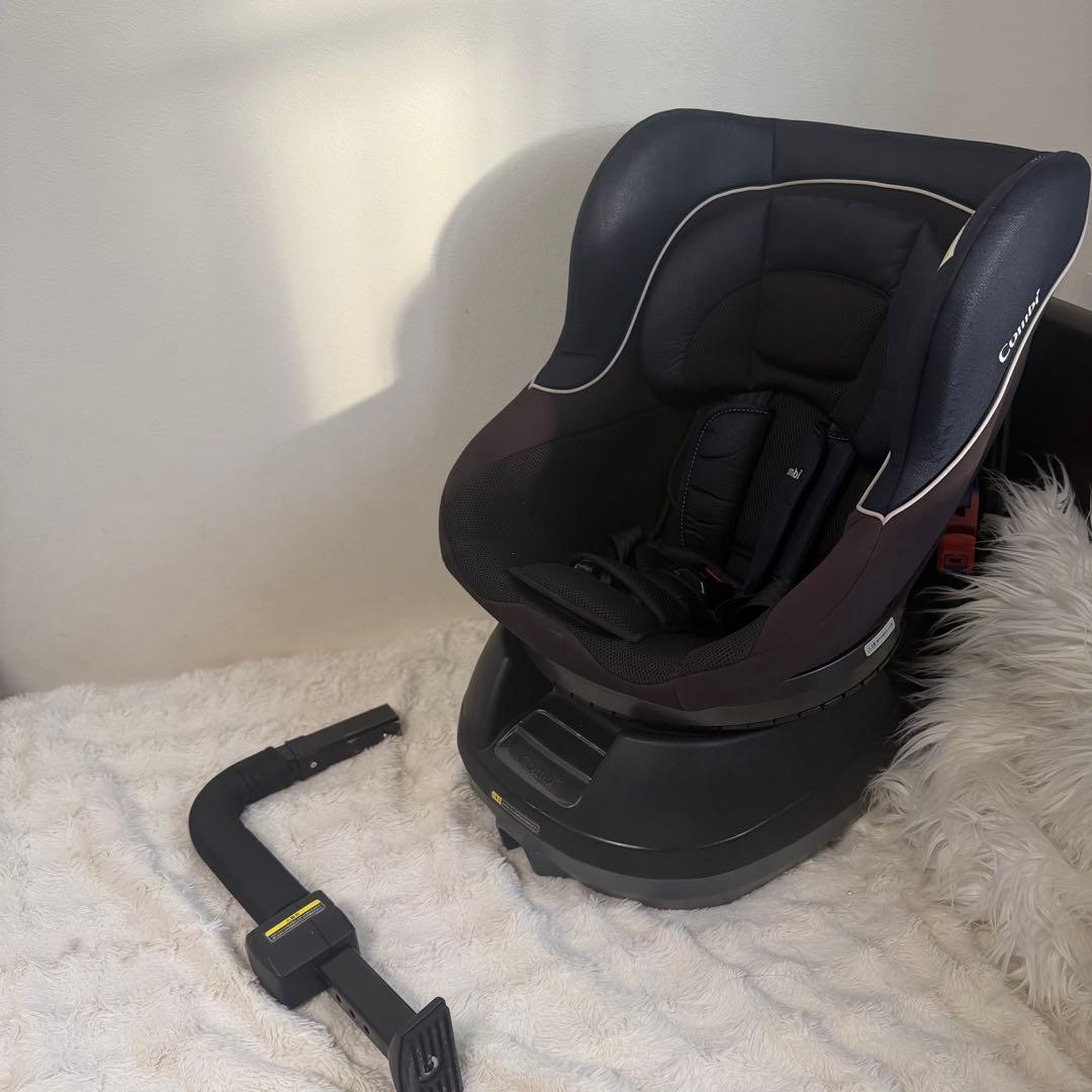 【西松屋限定】コンビ Combi ネセルターンネクスト　チャイルドシート