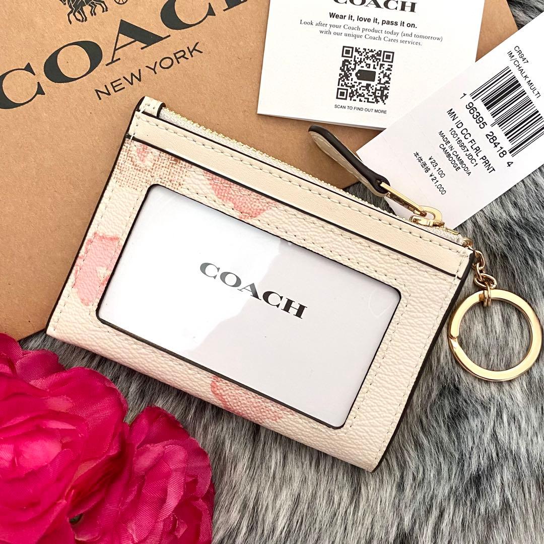 新品　正規品☆COACH(コーチ) ケース　ホワイト 花柄 レザー