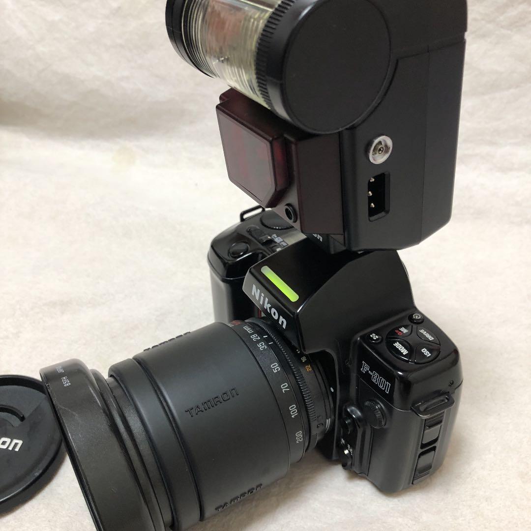 NIKON F801 タムロンズームレンズ　ストロボ付き