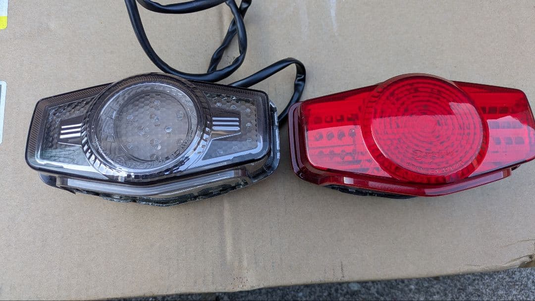 ホンダ cb1100 sc65 LEDテールランプとおまけ