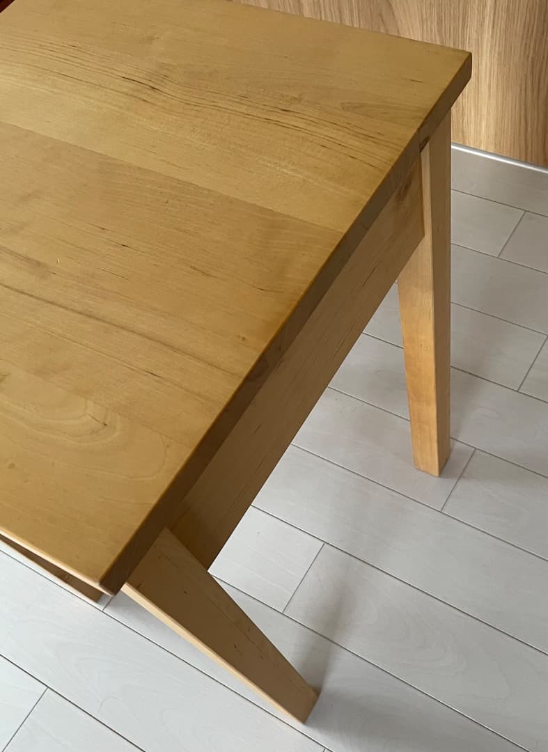 無印良品　サイドテーブル　パーチ材