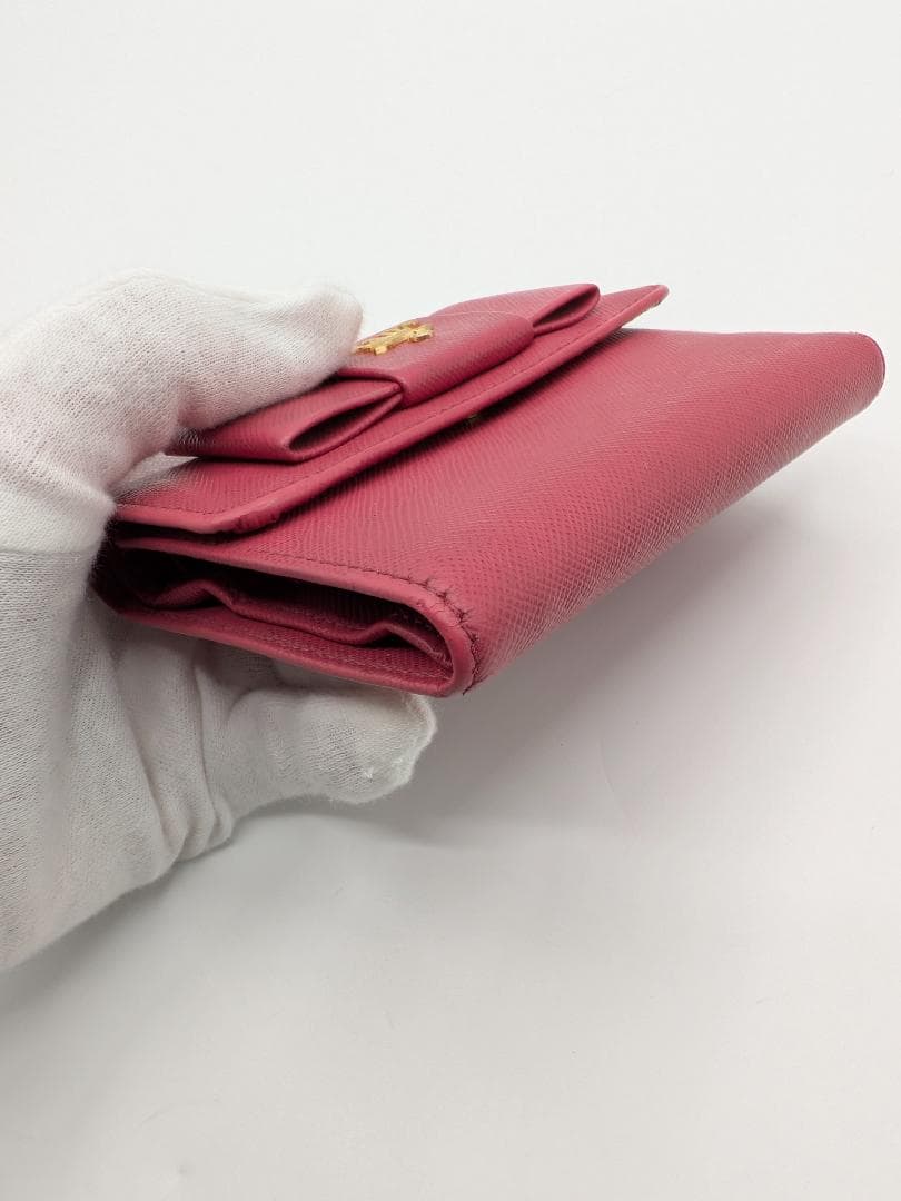 良品✨ プラダ ３つ折り財布 サフィアーノ レザー ピンク 0PG