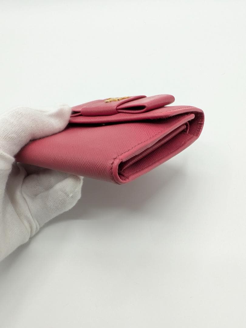 良品✨ プラダ ３つ折り財布 サフィアーノ レザー ピンク 0PG