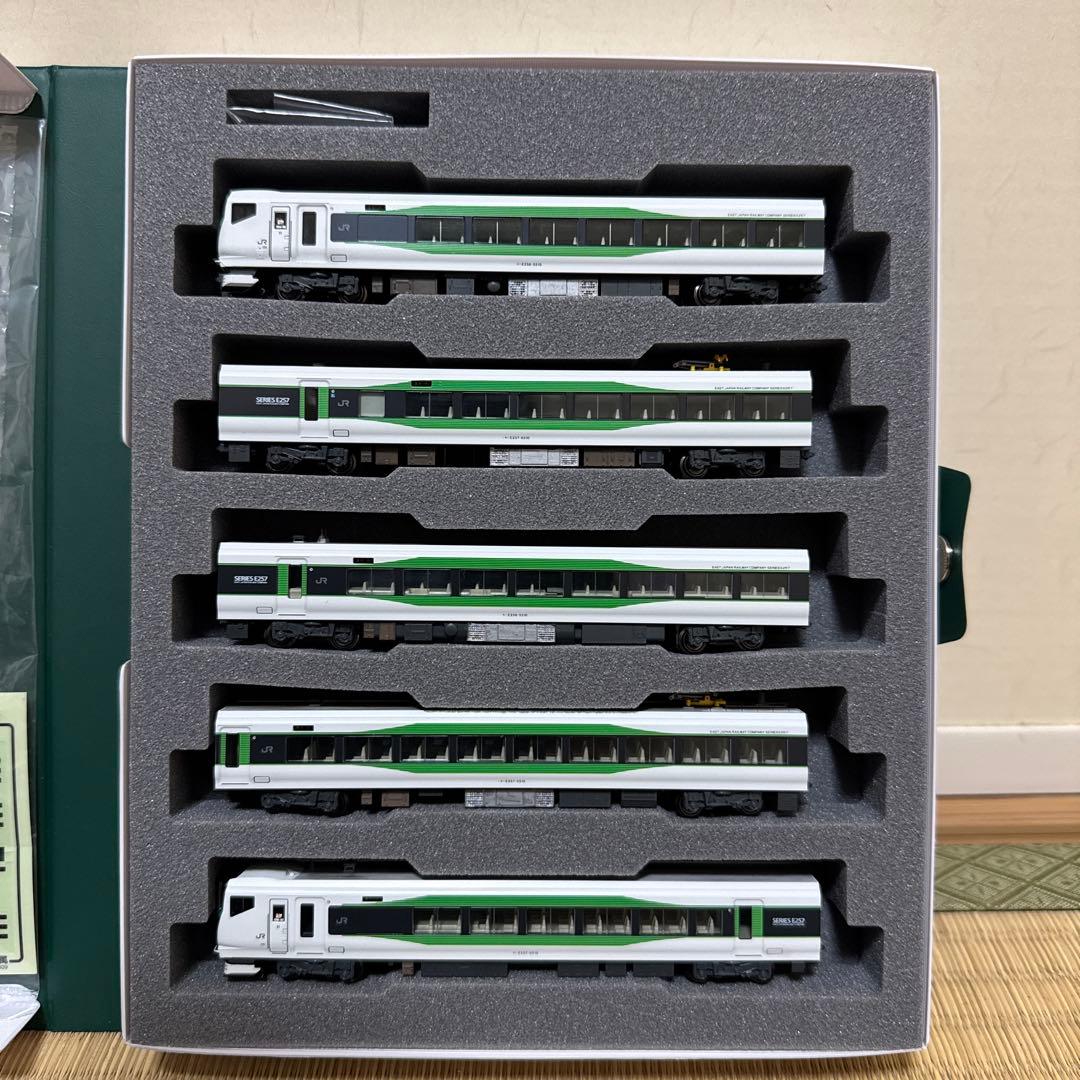 Nゲージ KATO E257系5500番台「草津・四万/あかぎ」5両セット