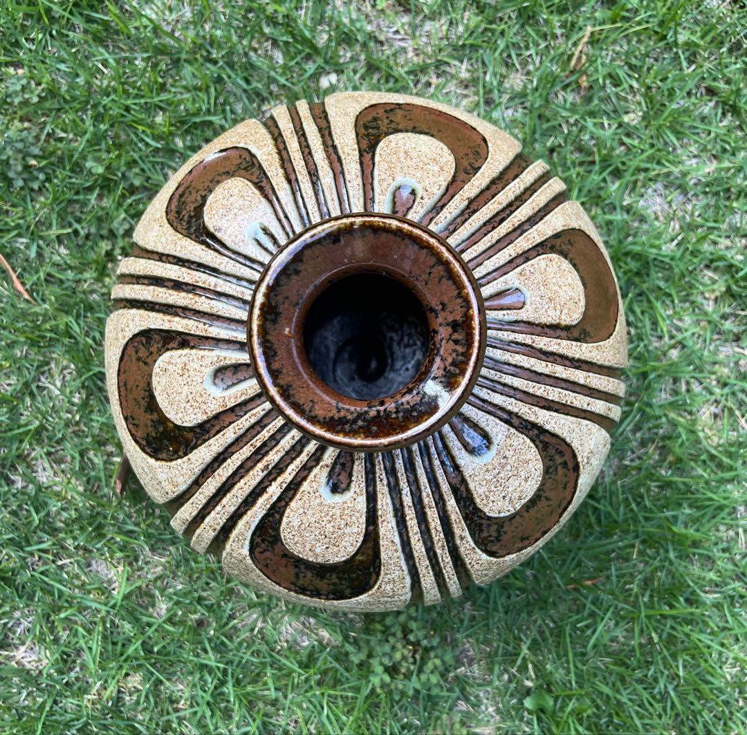 民藝/河井久/鐵釉刻紋壷/共箱付/河井寛次郎の甥