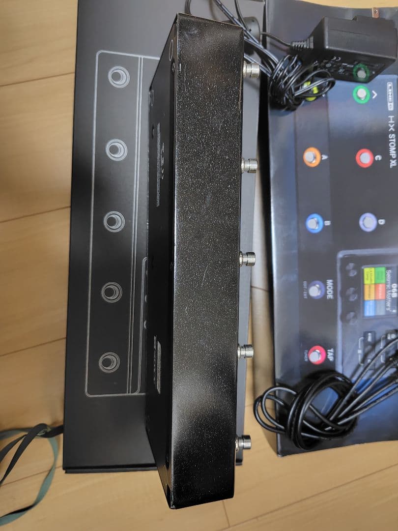 LINE6 HX STOMP XL 付属品完備