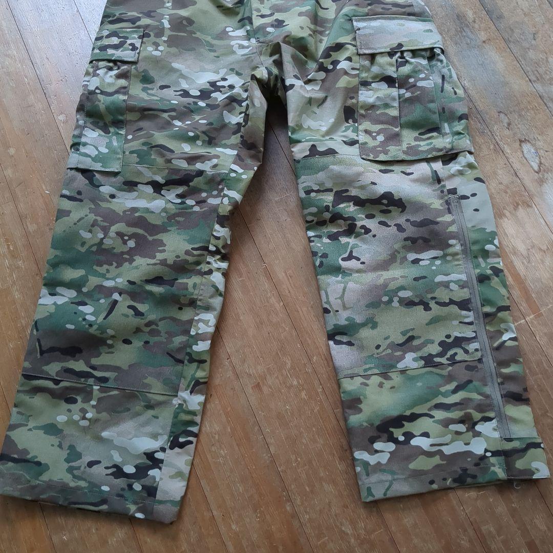米軍実物　未使用　OCP マルチカム　ゴアテックスパンツ　M−R ①